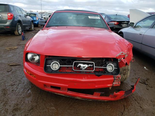 1ZVHT84N675304927 - 2007 FORD MUSTANG RED photo 5