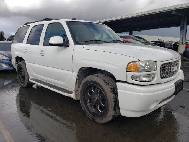 1GKEK63U54J112489 - 2004 GMC YUKON DENALI WHITE photo 4