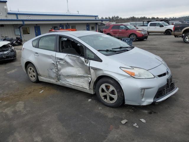 JTDKN3DU8C5479820 - 2012 TOYOTA PRIUS SILVER photo 4