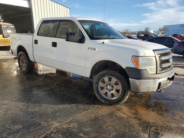 1FTFW1EF6DKD64459 - 2013 FORD F150 SUPERCREW WHITE photo 4