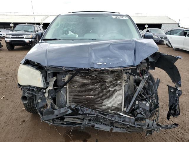 2A8HR54P18R844345 - 2008 CHRYSLER TOWN & COU TOURING BLUE photo 5