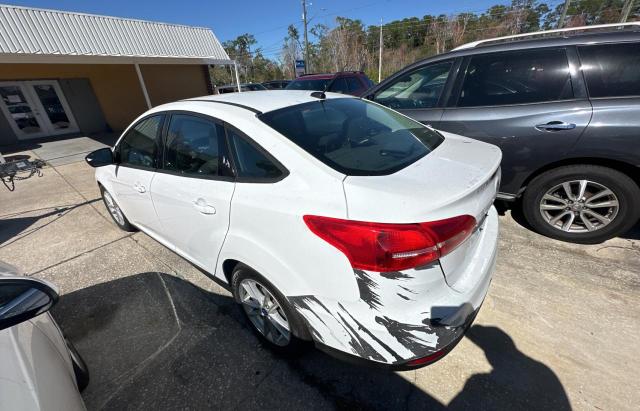 1FADP3F20GL335460 - 2016 FORD FOCUS SE WHITE photo 3