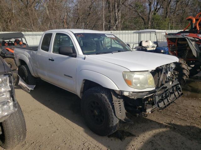5TEUX42N55Z120624 - 2005 TOYOTA TACOMA ACCESS CAB თეთრი ფოტო 4