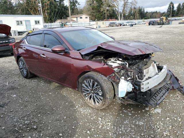 1N4BL4DVXPN311161 - 2023 NISSAN ALTIMA SV RED photo 4