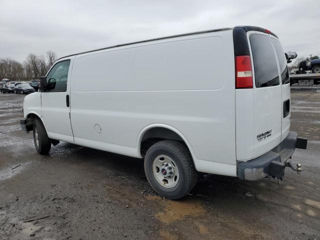 1GTW7FCF3F1903058 - 2015 GMC SAVANA G2500 WHITE photo 2