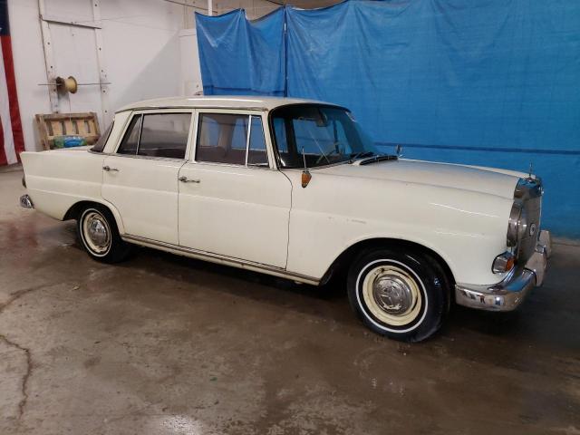 190DC041139D - 1963 MERCEDES-BENZ 190D WHITE photo 4