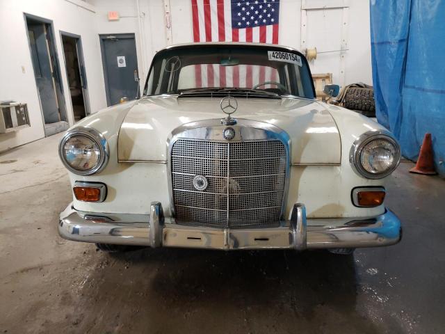 190DC041139D - 1963 MERCEDES-BENZ 190D WHITE photo 5