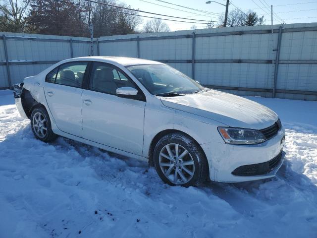 3VWDX7AJ3BM080629 - 2011 VOLKSWAGEN JETTA SE Beyaz fotoğraf 4