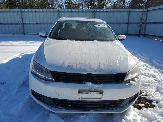 3VWDX7AJ3BM080629 - 2011 VOLKSWAGEN JETTA SE Beyaz fotoğraf 5