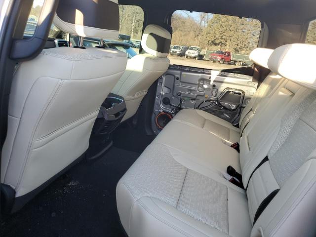 5TFMA5AB8RX035076 - 2024 TOYOTA TUNDRA CREWMAX PLATINUM 银色 照片 10