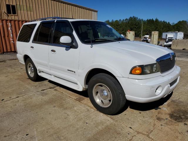 5LMFU28L6WLJ08745 - 1998 LINCOLN NAVIGATOR WHITE photo 4