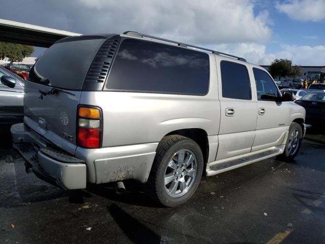 1GKFK66U25J238245 - 2005 GMC YUKON XL DENALI SILVER photo 3