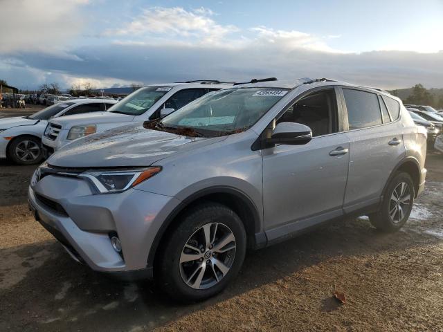 2T3WFREVXGW308476 - 2016 TOYOTA RAV4 XLE SILVER photo 1