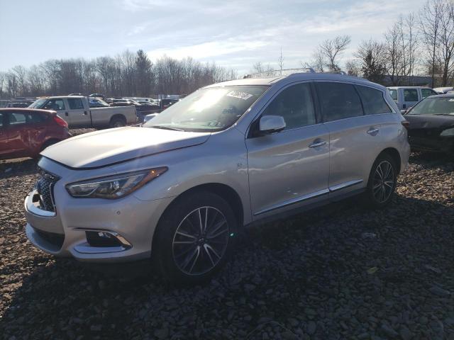 2019 INFINITI QX60 LUXE, 