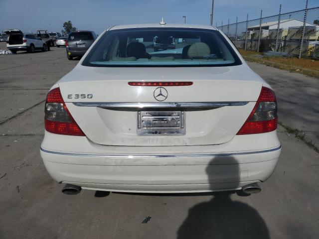 WDBUF56X49B426565 - 2009 MERCEDES-BENZ E 350 WHITE photo 6