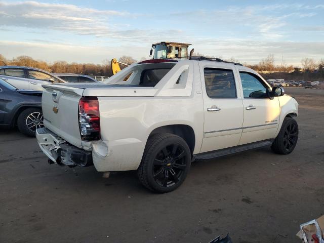 3GNTKGE75CG195834 - 2012 CHEVROLET AVALANCHE LTZ WHITE photo 3