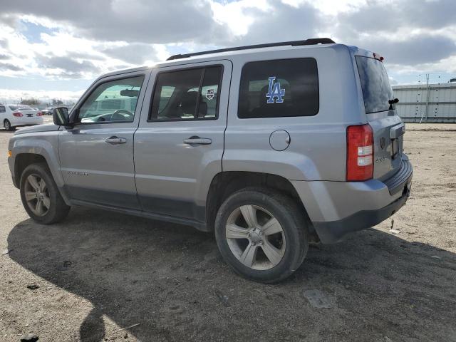 1C4NJRFB2GD630928 - 2016 JEEP PATRIOT LATITUDE SILVER photo 2