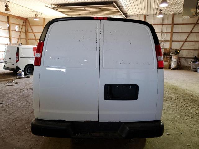 1GCWGAFP4K1240987 - 2019 CHEVROLET EXPRESS G2 WHITE photo 6