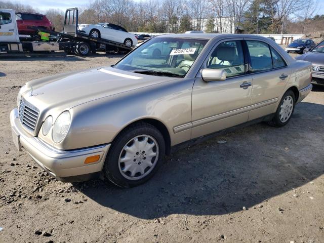 WDBJF25F9WA549340 - 1998 MERCEDES-BENZ E 300TD BEIGE photo 1