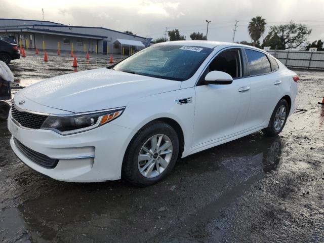 5XXGT4L33JG193490 - 2018 KIA OPTIMA LX WHITE photo 1