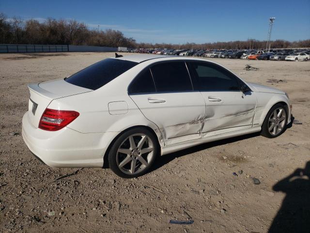 WDDGF4HB0EA957066 - 2014 MERCEDES-BENZ C 250 WHITE photo 3