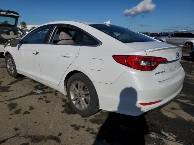 5NPE24AFXGH295051 - 2016 HYUNDAI SONATA SE WHITE photo 2