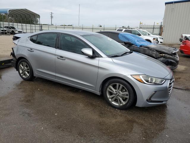 5NPD84LF3HH086498 - 2017 HYUNDAI ELANTRA SE SILVER photo 4