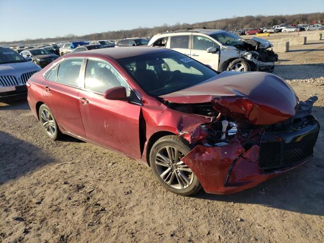 4T1BF1FK4HU814142 - 2017 TOYOTA CAMRY LE RED photo 4
