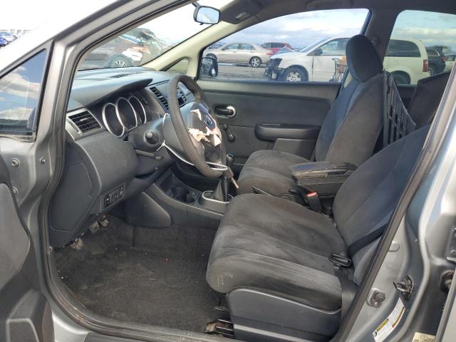 3N1BC13E49L413779 - 2009 NISSAN VERSA S GRAY photo 7