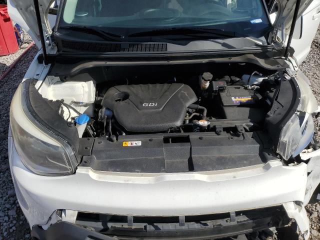 KNDJN2A28G7251190 - 2016 KIA SOUL WHITE photo 11