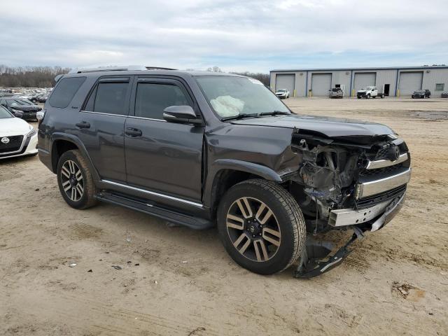 JTEBU5JR0K5623840 - 2019 TOYOTA 4RUNNER SR5 GRAY photo 4