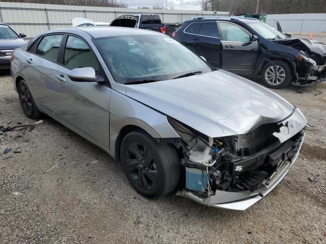 5NPLM4AG3NH067304 - 2022 HYUNDAI ELANTRA SEL SILVER photo 4