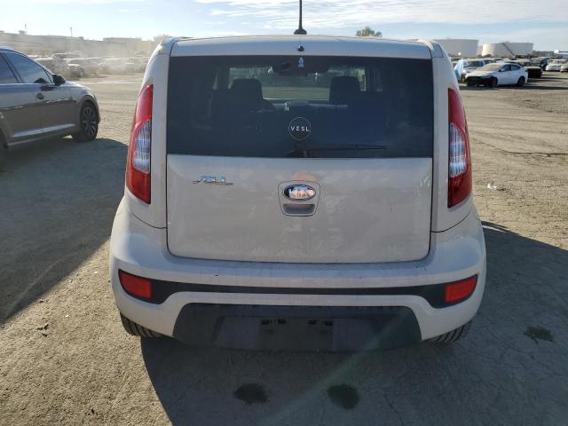 KNDJT2A56C7477657 - 2012 KIA SOUL CREAM photo 6