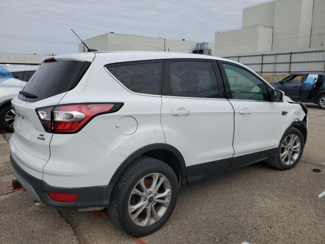 1FMCU9G93HUE75720 - 2017 FORD ESCAPE SE WHITE photo 3