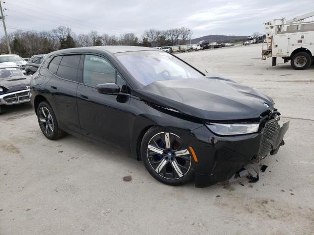 WB523CF0XNCJ77116 - 2022 BMW IX XDRIVE50 BLACK photo 4