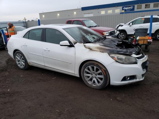 1G11E5SX3FF103201 - 2015 CHEVROLET MALIBU 2LT WHITE photo 4