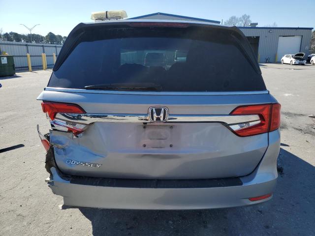 5FNRL6H26JB067907 - 2018 HONDA ODYSSEY LX SILVER photo 6