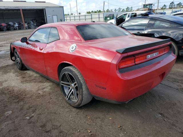 2C3CDYAG2CH226086 - 2012 DODGE CHALLENGER SXT RED photo 2