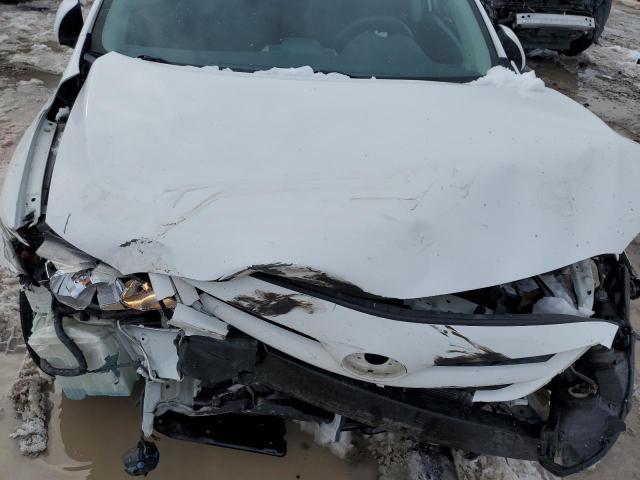 5YFBU4EE0DP102063 - 2013 TOYOTA COROLLA BASE WHITE photo 11