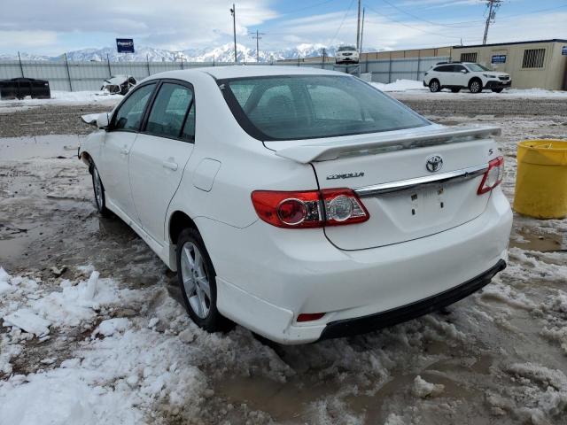 5YFBU4EE0DP102063 - 2013 TOYOTA COROLLA BASE WHITE photo 2
