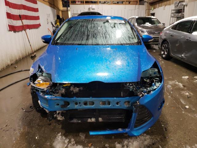 1FADP3F29EL414445 - 2014 FORD FOCUS SE BLUE photo 5