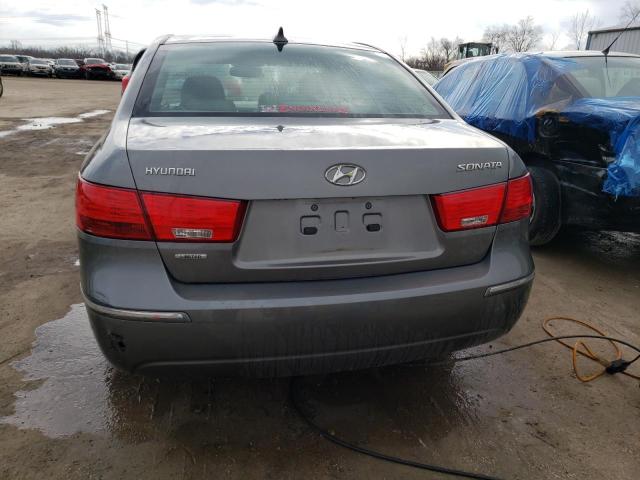 5NPEU4AC7AH625459 - 2010 HYUNDAI SONATA SE GRAY photo 6