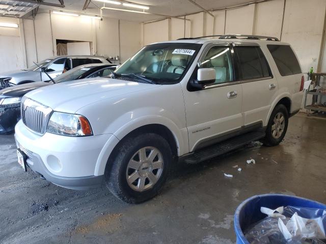 5LMFU27R54LJ19206 - 2004 LINCOLN NAVIGATOR WHITE photo 1