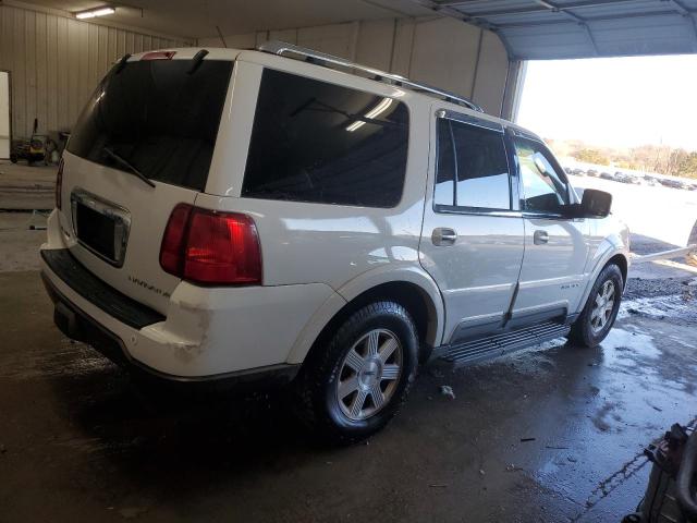 5LMFU27R54LJ19206 - 2004 LINCOLN NAVIGATOR თეთრი ფოტო 3