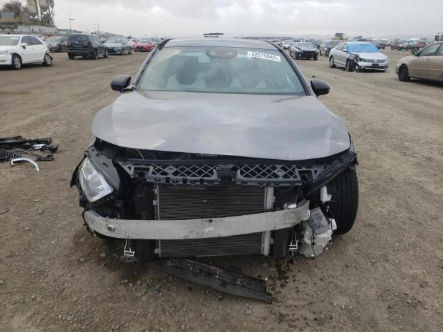 WDD3G4EB8KW025468 - 2019 MERCEDES-BENZ A 220 GRAY photo 5