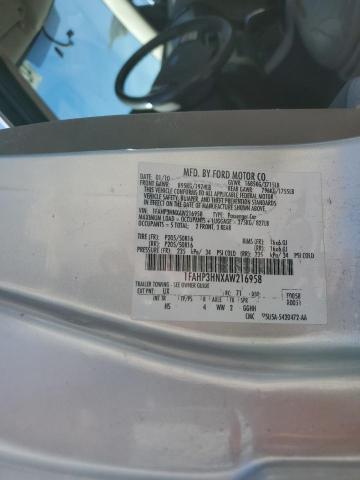 1FAHP3HNXAW216958 - 2010 FORD FOCUS SEL SILVER photo 12