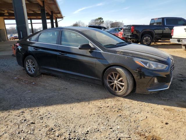 5NPE24AF7JH688402 - 2018 HYUNDAI SONATA SE BLACK photo 4