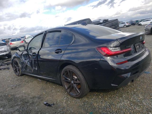 3MW5R1J02N8C53881 - 2022 BMW 330XI BLACK photo 2