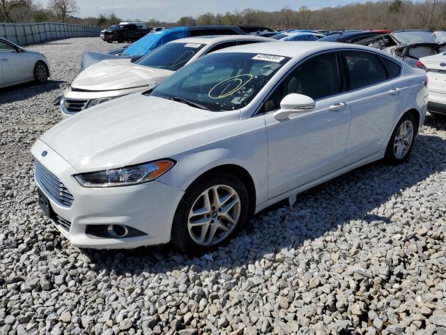 1FA6P0HD9F5127781 - 2015 FORD FUSION SE WHITE photo 1