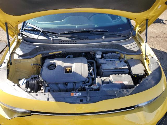 KNDJ23AU8L7050187 - 2020 KIA SOUL LX YELLOW photo 11